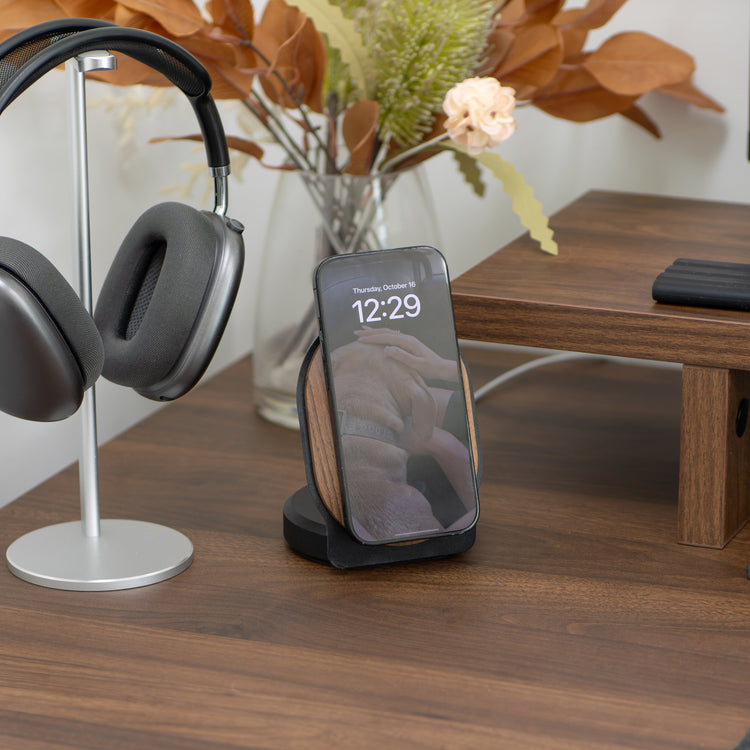 Desky Wooden Magsafe Stand