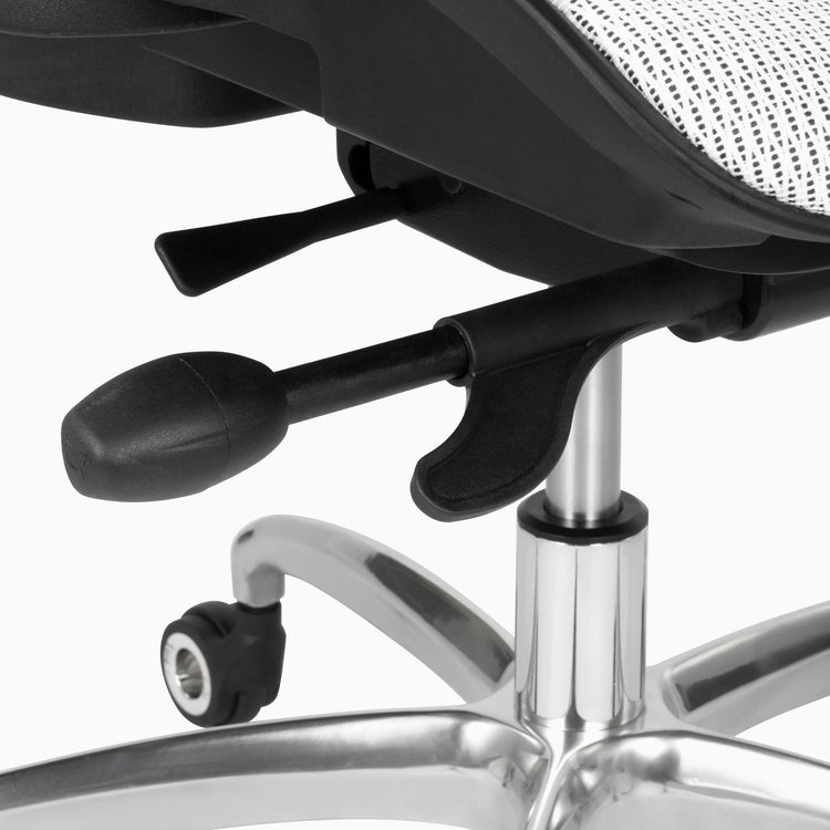 Height adjustable office chair