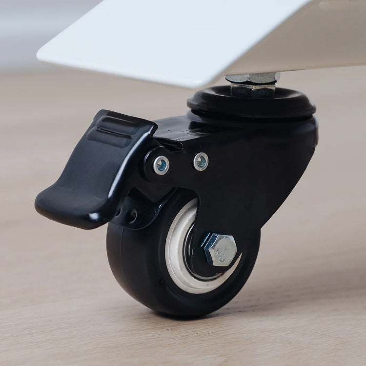 Lockable caster wheels - desky