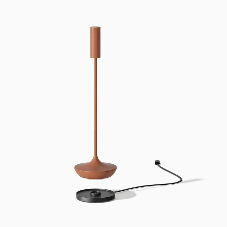Desky slim cordless desk lamp with contact charging base in terracotta