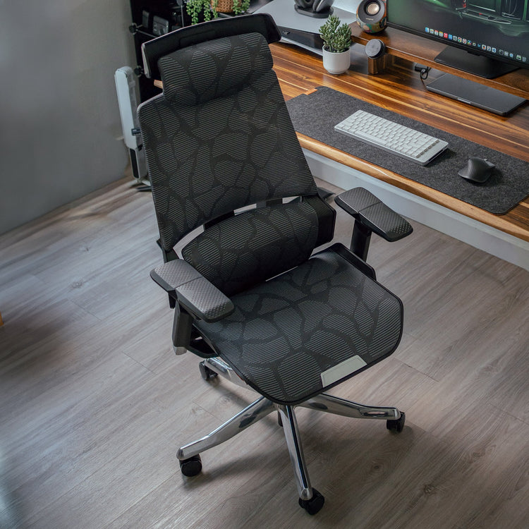 Desky Vanguard Gaming Chair - Pre Order Late Nov