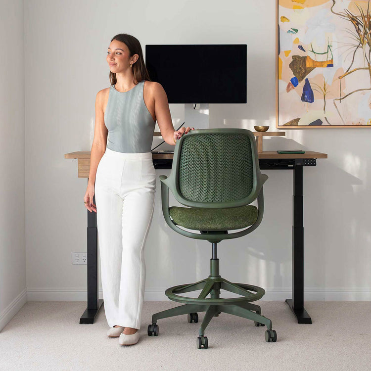 Ergonomic Dark Green Office Chair with Drafting Kit