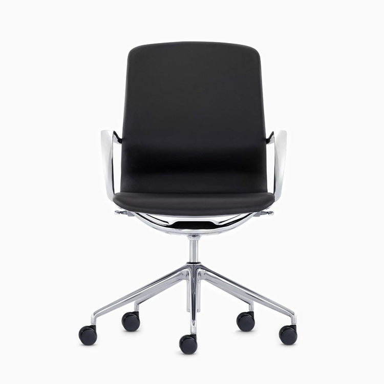 Desky executive meeting chair in black