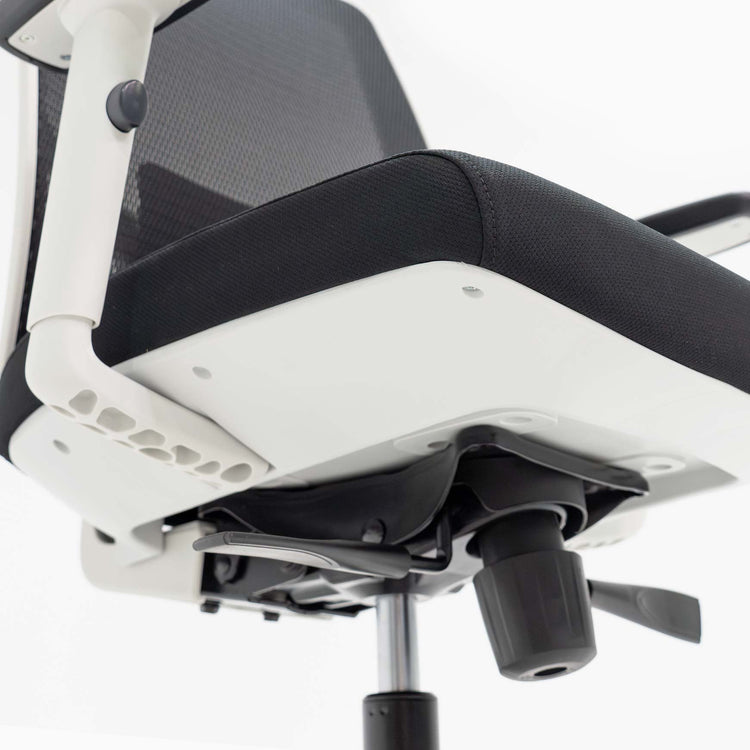 Adjustable height office desk chair - Desky