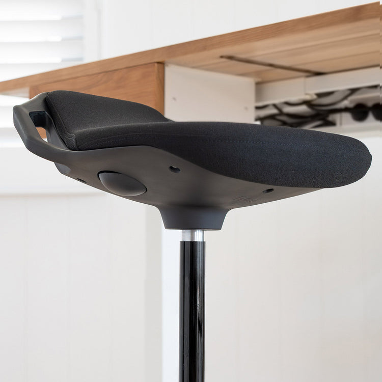 Sit stand stool for adjustable height desks - Desky