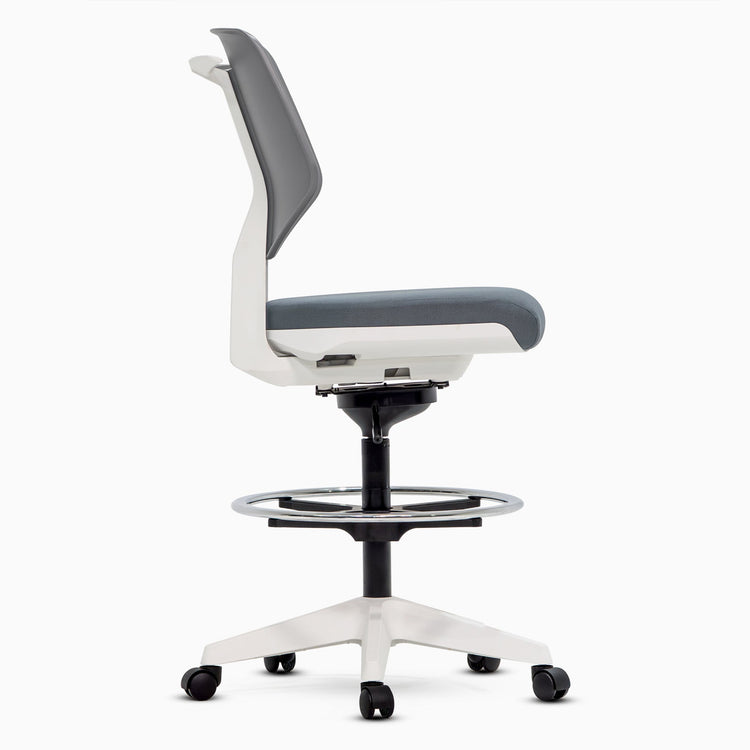 Height adjustable swivel drafting chair - Desky