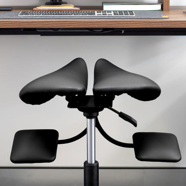 Desky Ergonomic Saddle Stool