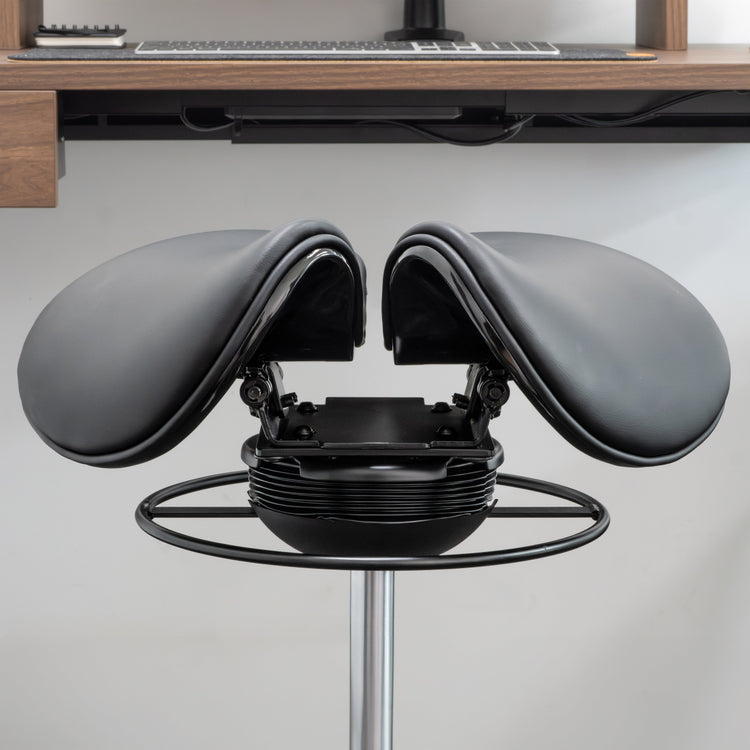 Desky Move Ergonomic Saddle Chair