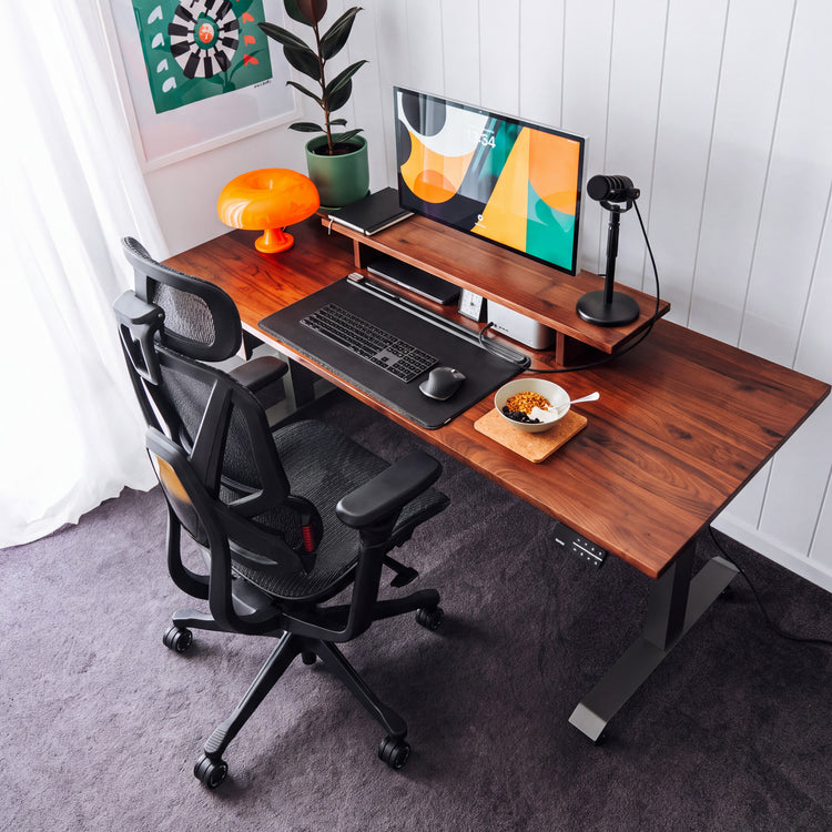 Contourra black office chair with Desky standing desk