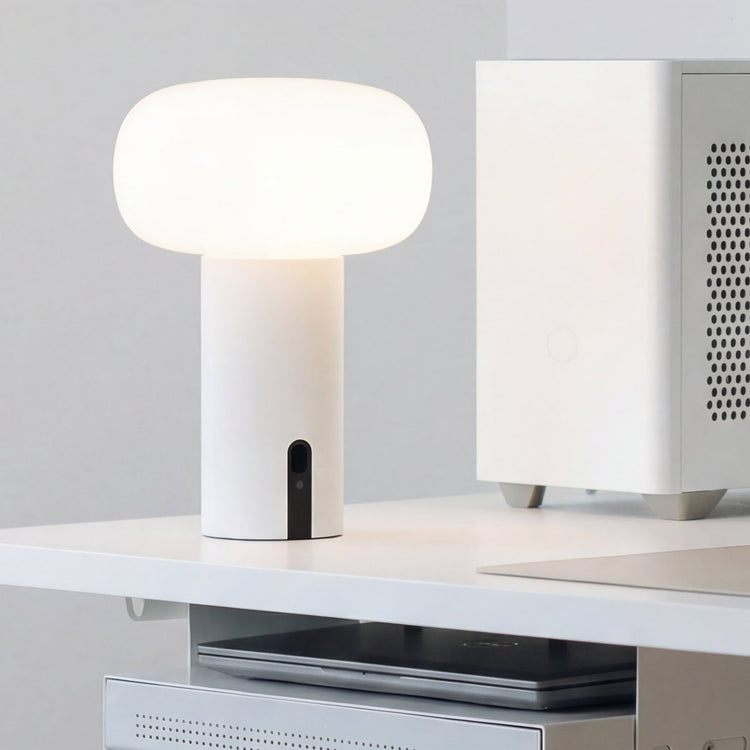 Desky eclipse desk lamp 