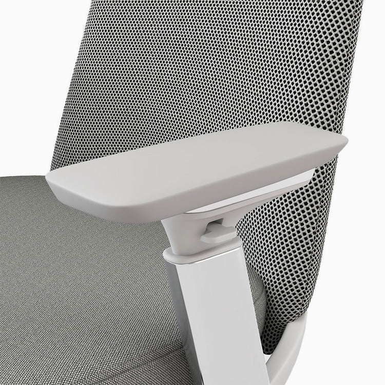 Pinnacle executive office chair arm details - Desky