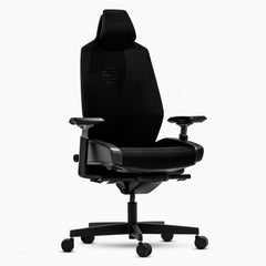 Highly adjustable gaming chair in all black - Desky