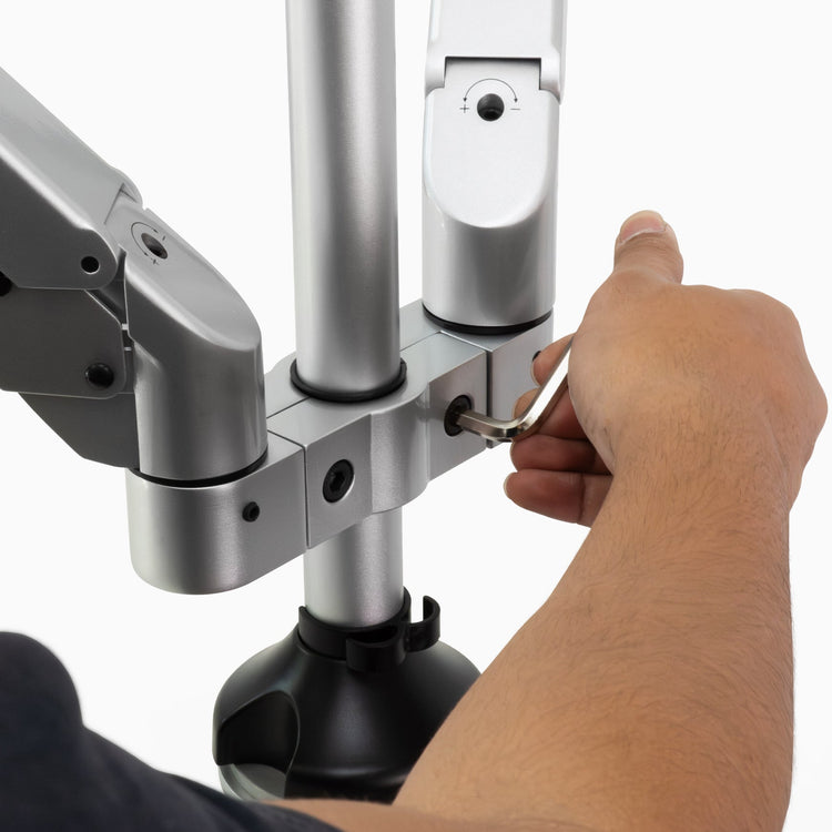Quad monitor arm adjustment - Desky