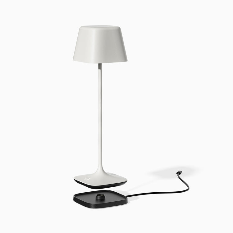 Desky Cube Cordless Desk Lamp in white with magnetic rechargeable dock