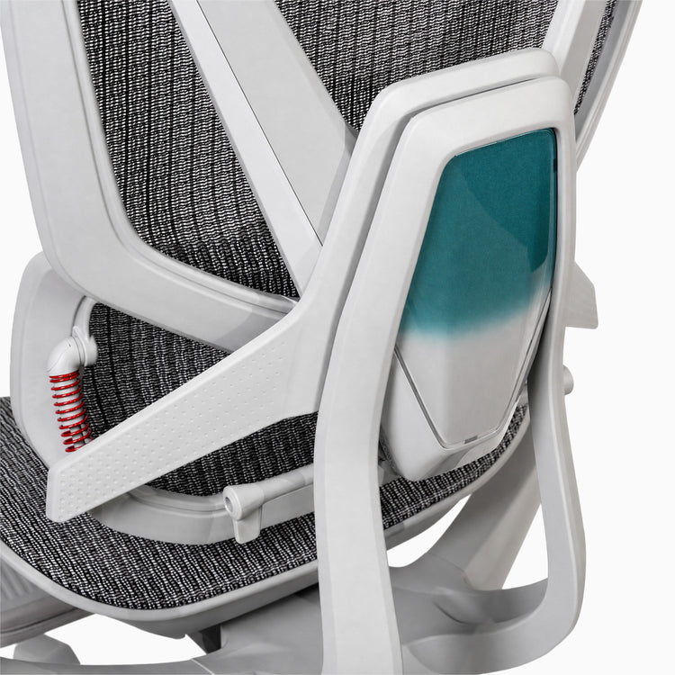 Desky contourra ergonomic office chair in white