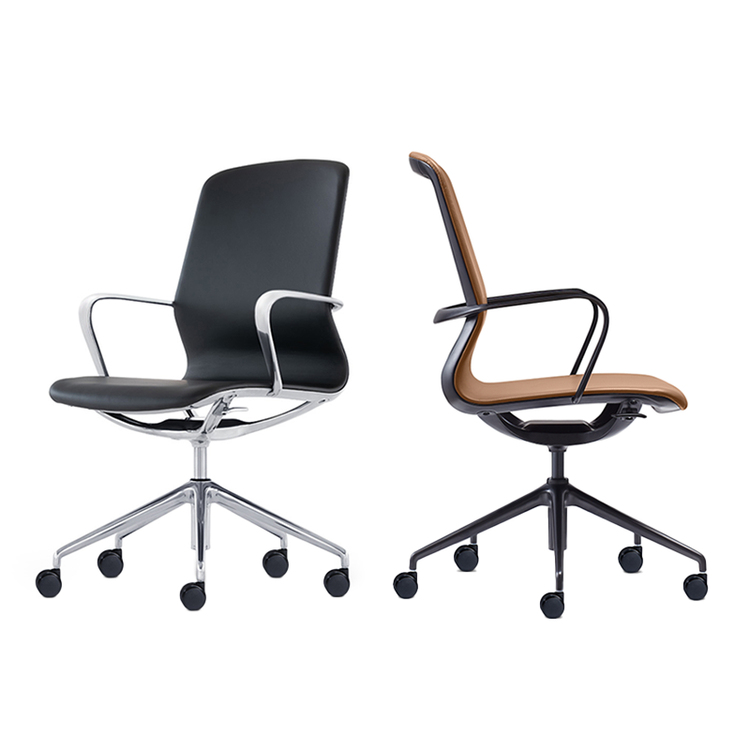 Desky Executive Meeting Chair-Black Leather & Polished Aluminium Frame Desky®